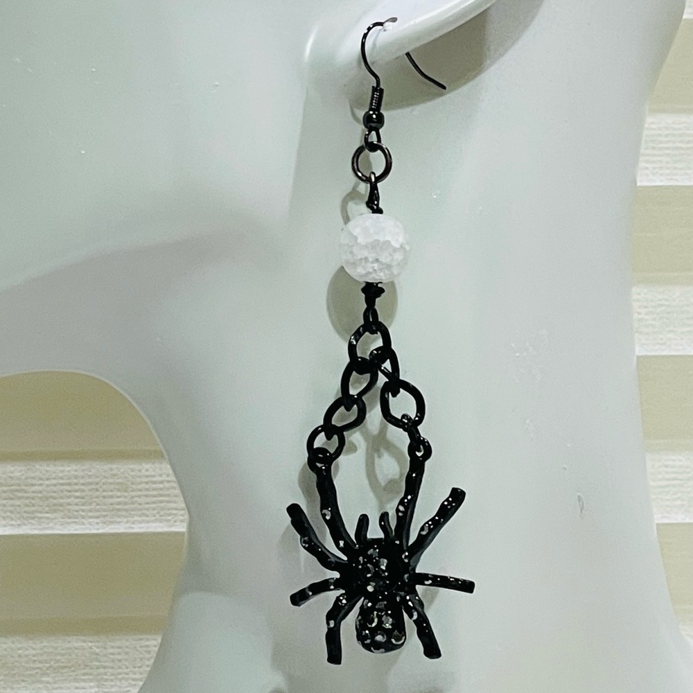 Halloween Sparkly Black Spider Dangle Earrings